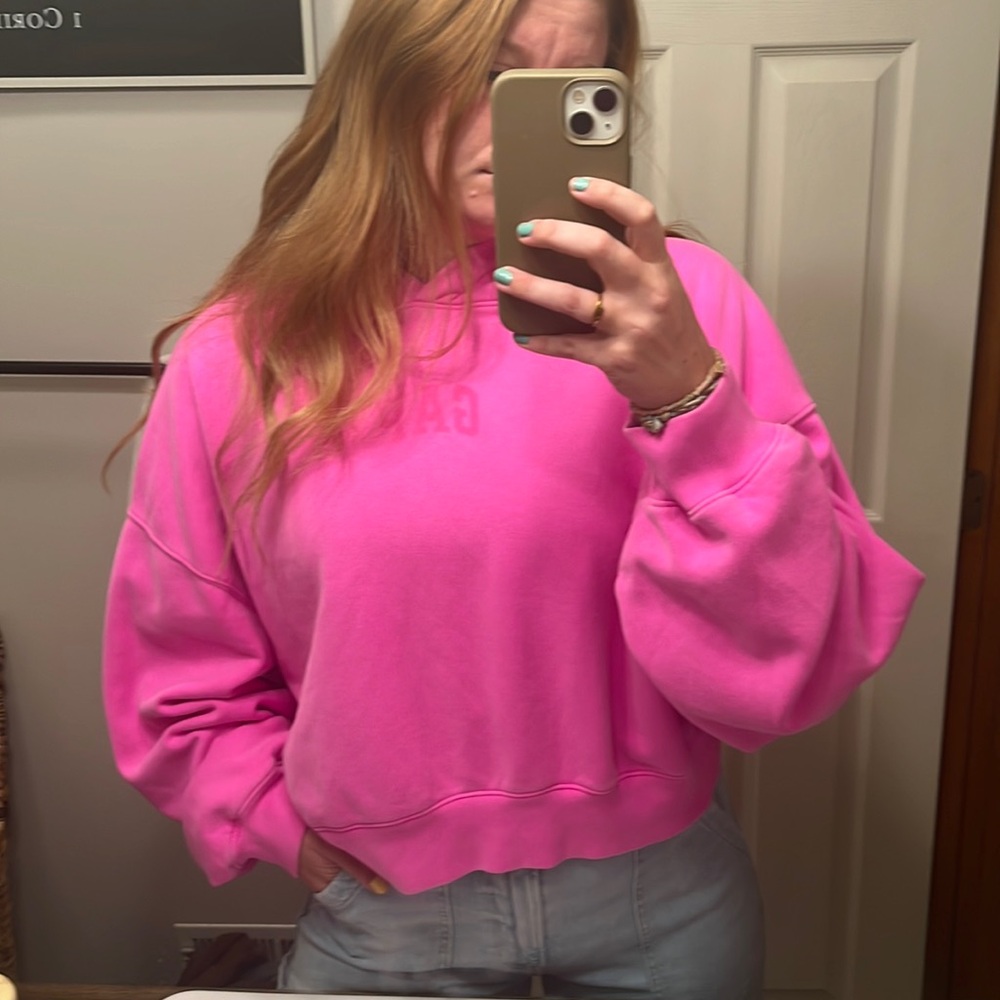 Vintage Soft Arch Logo Cropped Hoodie